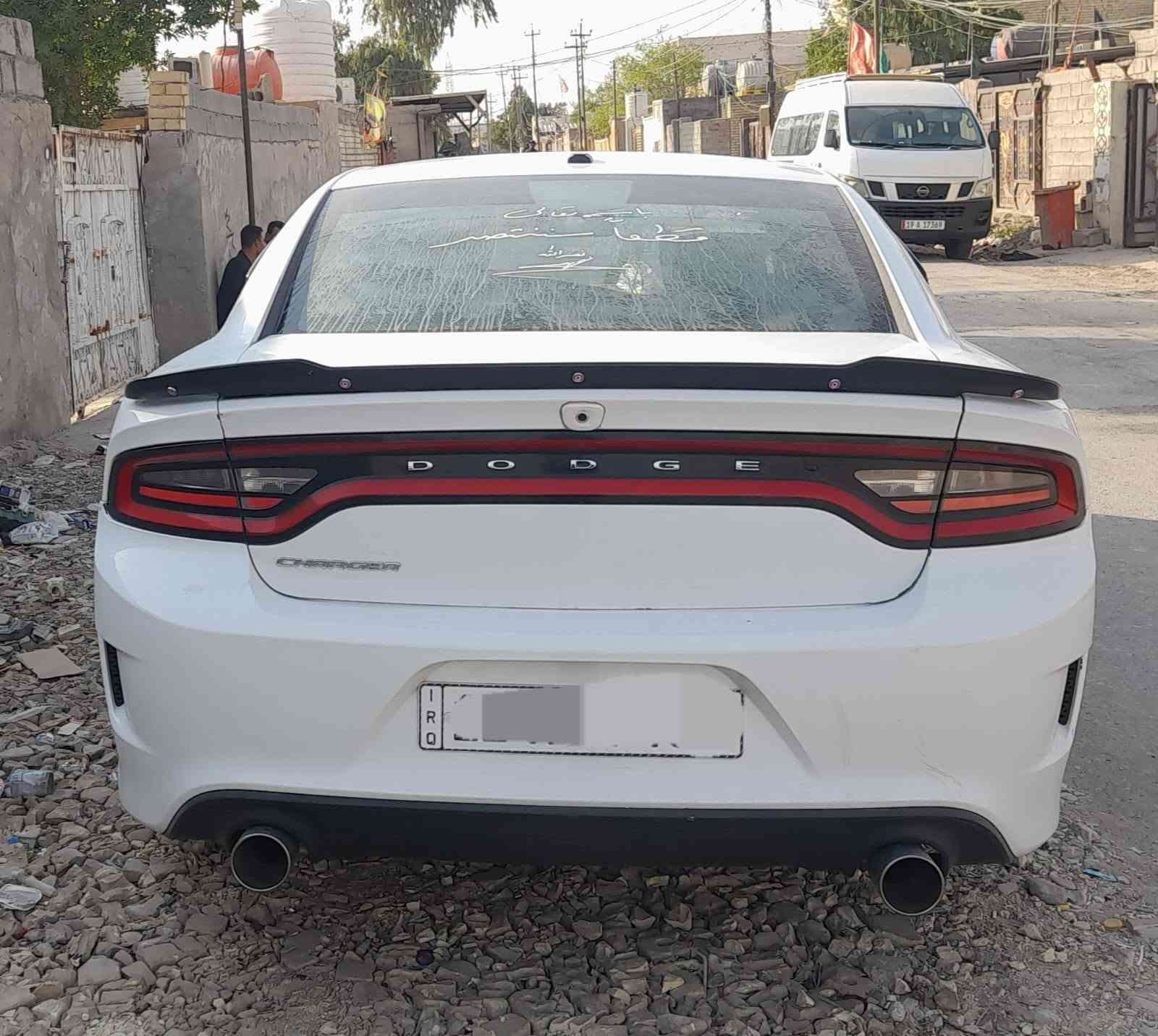 للبيع جارجر موديل ٢٠١٥ وارد امريكي
محرك ٣٦٠٠ تو ويل مواصفات الجارجر الاعتيادية
رقم بغداد تحويل مباشر
كير محرك  تبريد كفالة ضربتها جاملغ امامي بدون دواخل وبيها طخة بالجاملغ خلف السايق 
السيارة ايرباك الدشبول طاك والدركة مابي شي نقصها حدادية 
سيارة نصبتها حلوة السعر  ١٥٥ وبيها مجال 
مكان السيارة بغداد ***********
