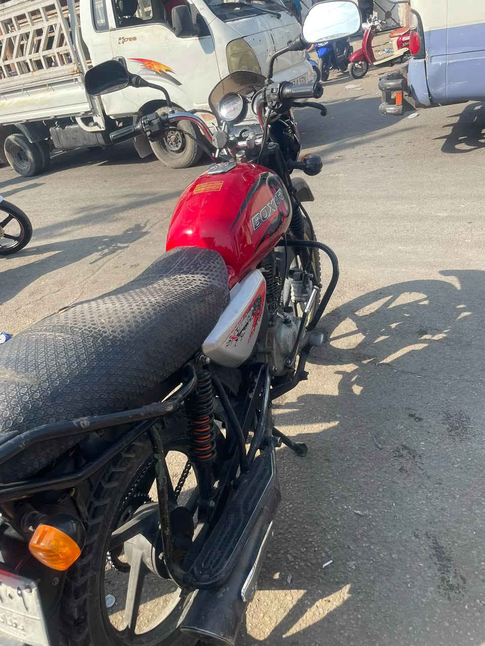 بوكسر رقم وسنويه موديل ٢٠٢٠ بيها خيط تبخير السعر ١٣٠٠ مكان الشعب ***********. واتساب
