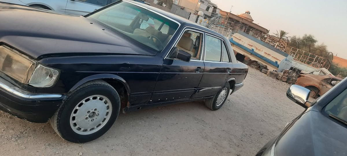 مارسدس جامبو  موديل 1985   مكينه  او كير  بطه   سنويه صاقطه سنتين   تحويل  مباشر    سعر  22 ورقه    العنوان  المقداديه   الاتصال  على  هاذا  الرقم   ***********
