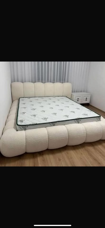 السلام عليكم غراض بيت مستعملات قليل شبه جديدات للبيع بغداد
***********
