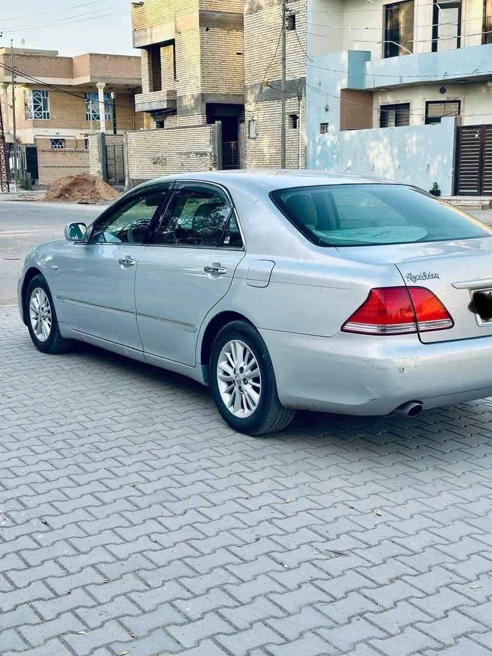 شاهينة 2005 كصةقمارة فقط 6 بصمات تبريد قطعتين تحوير نجف متومة طبق الأصل ساحب واجهة بيها ب37 للاستفسار *********** مكانها بغداد
