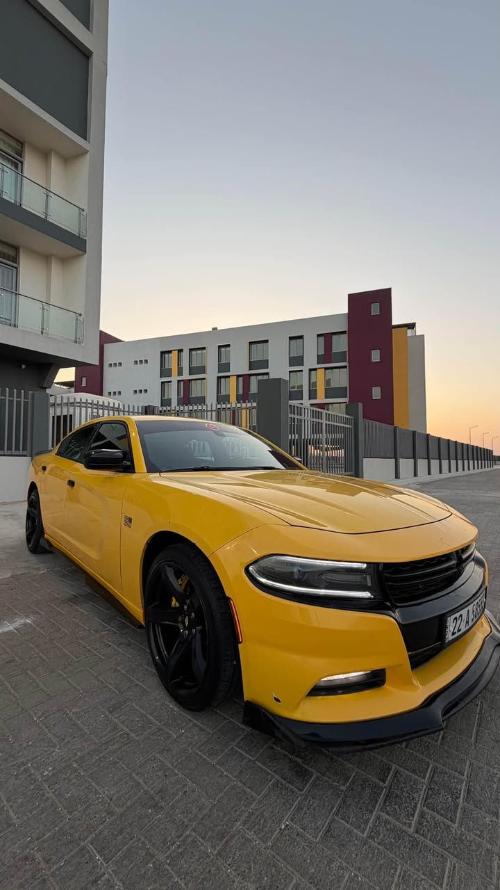 جارجر 2018 وارد كندي لون ليموني بلاد 
حادثه بسيط بدون دواخل مواصفات sxt رقم اربيل خصوصي تريد تحويل وكاله انه حاضر سنويه جديده 
سياره جاهزه من كلشي بدون نقص بيه صبغ بنيد وجاملغ ايمن وباب الصدر بدون تكم ولا شىاصي ولا لغود وسعر مناسب 185 وبيه مجال للشراي 
***********
*********** البصرة, العراق
