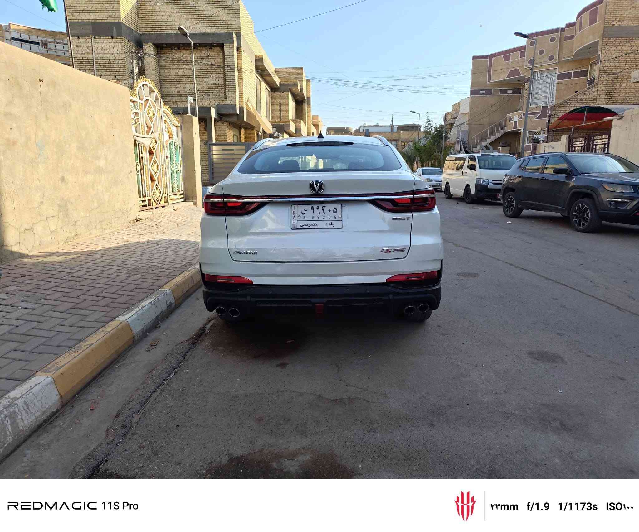 السلام عليكم 
اذا مو مهتم ارفع المنشور بكلمة طيبة وجزاكم الله الف خير
شانجان cs85 ابيض ماشية 95 الف رقم بغداد تحويل ثاني يوم غير مطلوبة وغير محجوزة حدادية جديدة كل التفاصيل واضحة بالصور السيارة بدون صبغ بس تكحيل وطخات بسيطة راجعات بارد ومبدل جاملغ وبنيد وكالة من الشركة مكاني كوت السعر 135$
للاتصال ***********
