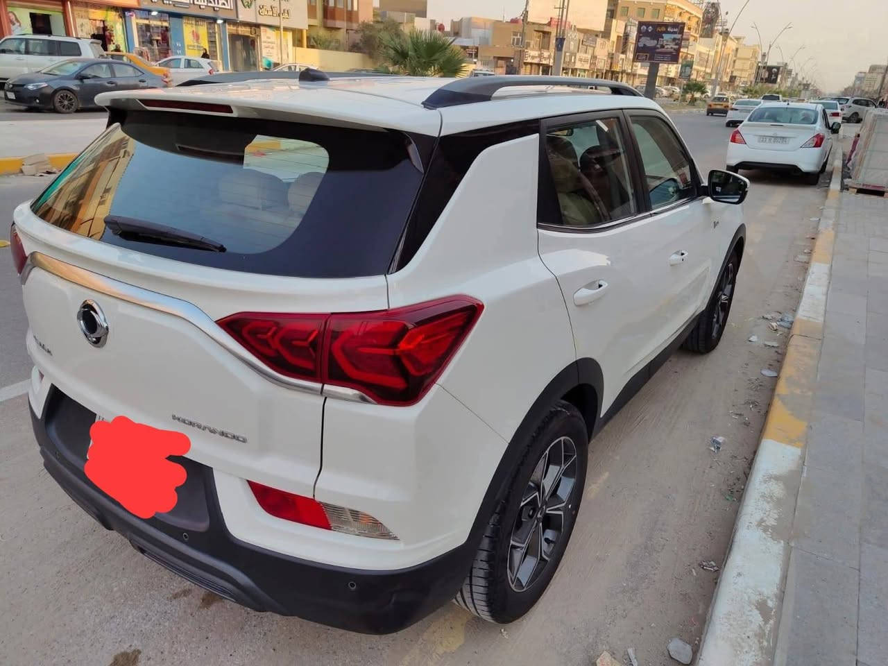 سيارة كورندو كوري 2022
مكفوله كفاله عامه عده هاي دحجه موضحه بصوره
محرك 1500 تيربوا
تخم تاير جدد
فول مواصفات
رقم قادسيه 
بصمه فتحه بنوراما شاشة نظام ترحيب قيادة
حساسات امامي خلفي كاميرا 
وعليها اقساط الكتروني لمدة سنه 
من يخلص التسديد تتحول 
حاليا اسويلك وكالة عامه 
سعرها 120 ورقه بيها مجال حك الجيه 
عنوان السيارة الديوانية 
***********
