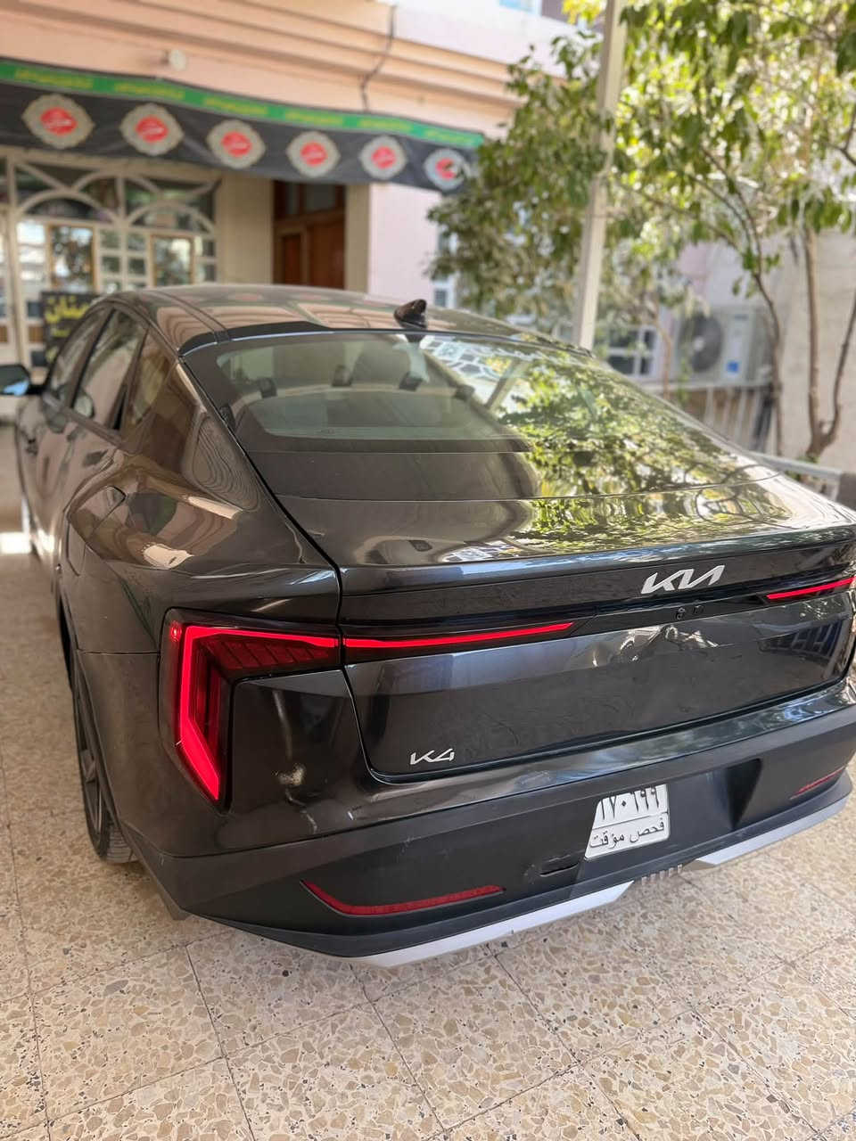 سلام عليكم
كي فور 2025 بدون ايرباك

محرك 2000 دوش

عداد : 38 الف قابل لزيادة 

مواصفات lx

بصمة 

بصمة ابواب وجنطه 

تشغيل عن بعد 

لد امامي 

لد خلفي 

كامره 

عدادات الكترونيه اكثر من مود 

شاشه متصل تدعم خرائط 

مود درايف متعدد 

نقاط عمياء مع رادار جانبي 

كامره رادار اماميه مع رادار امامي 

رادار خلفي 

منافذ شحن خلفية 

فول تحكم ستيرن 

كروس سرعه مع تحديد مسافه امان 

فول قياده ذاتيه وتحديد مسار 

اوتو هولد 

سايد بريك كهرباء 

حادث سياره: الجاملغ الأمامي تبديل وصبغ جهة الصدر والباب مال الصدر تعديل وصبغ نفسه  وربع من البنيد تعديل وصبغ نفسه  وحادث امريكا الجاملغ الخلفي جهة السايق والباب الخلفي جهة السايق السيارة ما طاك بيها ولا ايرباك بيها بارد قليل هم والسيارة بالحقيقة احلى من الصور 

عنوان : النجف الاشرف 

السعر: 130 وبيها مجال قليل 

استفسار/***********
