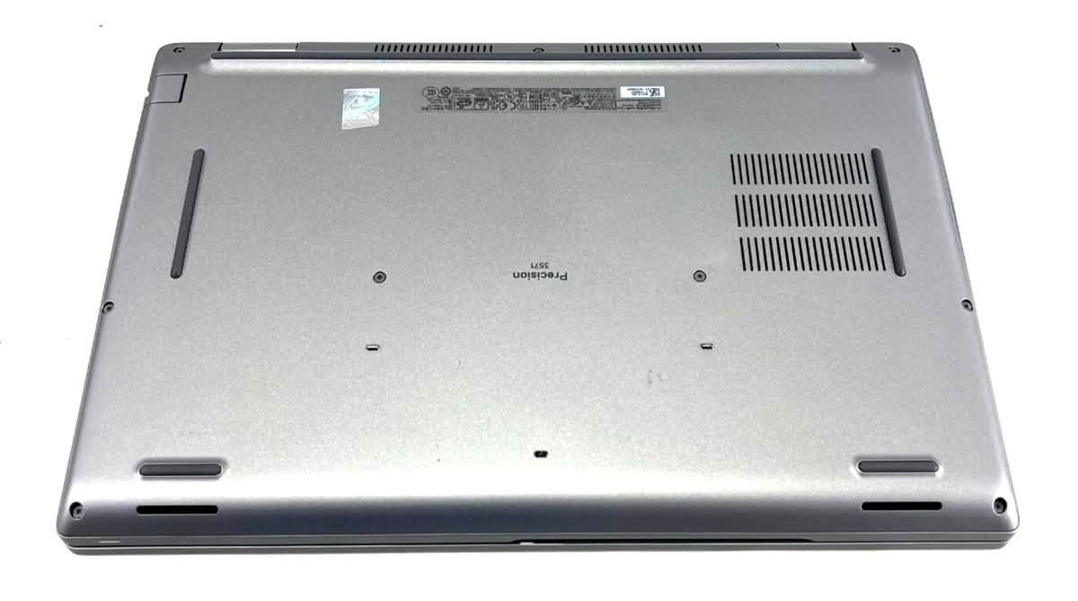 Dell Precision 3561 • كوراي 7 ج11 • 16 جيجا رام