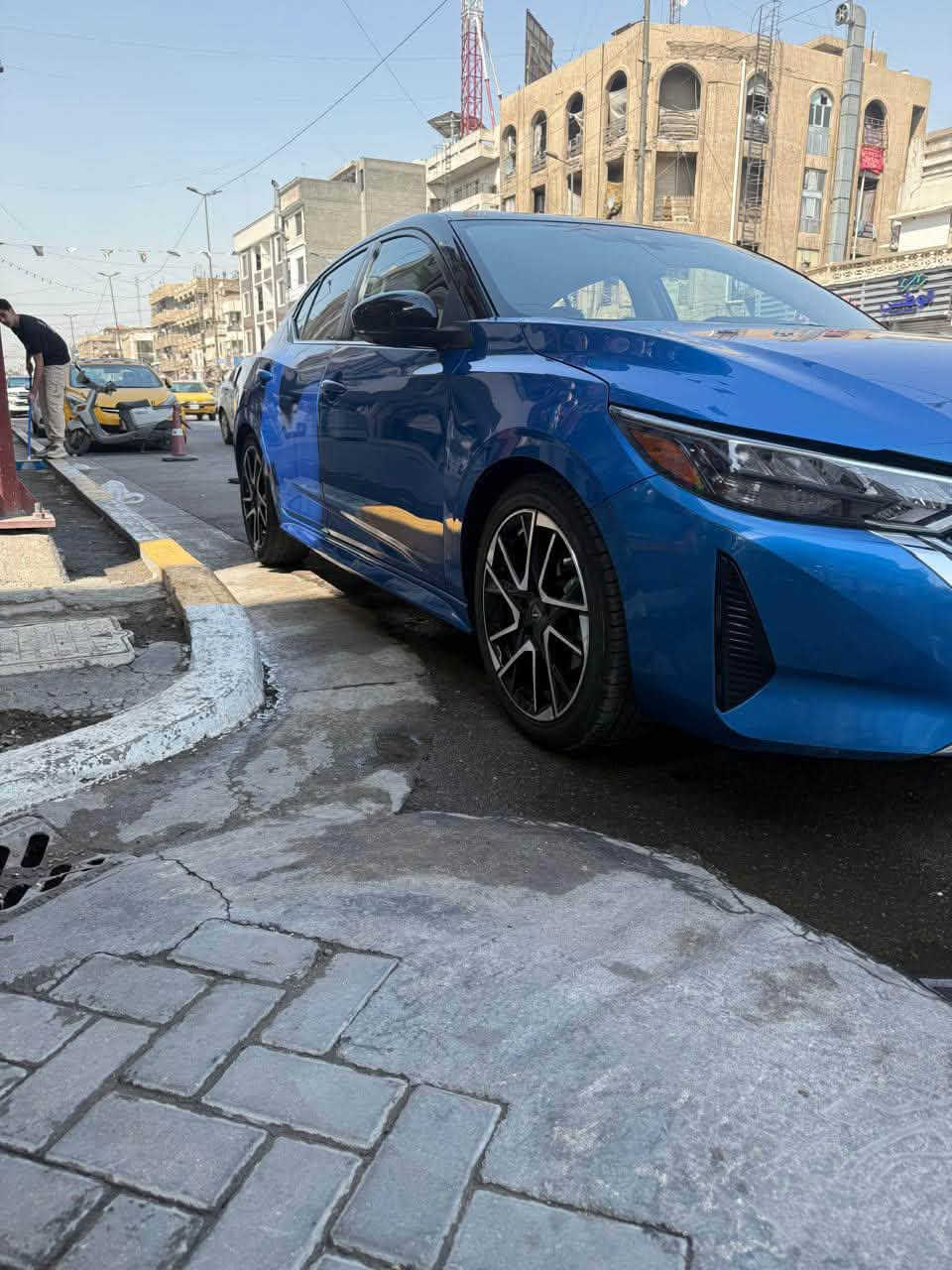 السلام عليكم نيسان سنترا  SR بلاص موديل ٢٠٢٤ اعله فئه تجي ٥ كامرات ماشيه قليل حادثها حلو يعتبر قطعه وحده مكاني الاعضميه ***********
