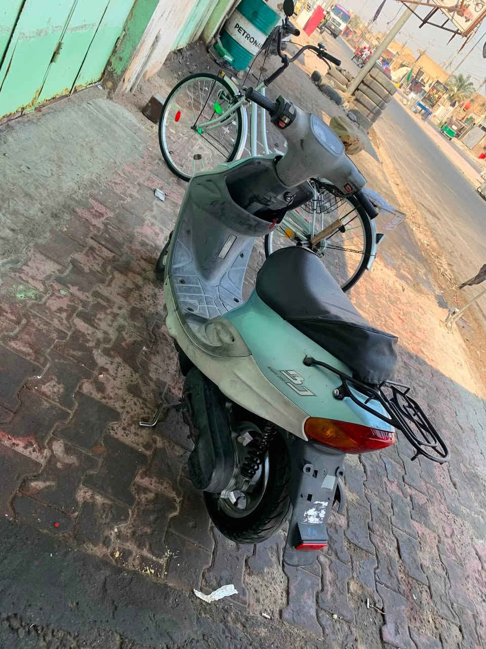 ‏رقم الهاتف￼***********
