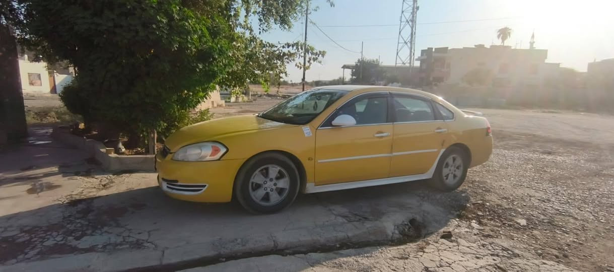 بيع مستعجل  مكانها كركوك //  امبالا تكسي بوليسي موديل 2010  رقم نينوى واصله للبصمه مصفره من كلشي  داخله كلين  محرك كير صدر تايرات جدد  سعرها ٦٠ وبي مجال شرط تحويل ترايها وين مكان للاستفسار الاتصال ***********
