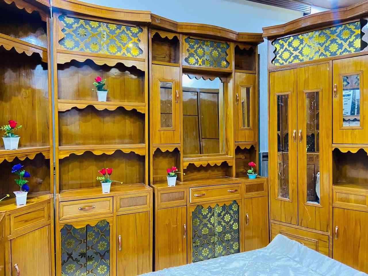 سلام عليكم توجد غرفه نوم مستعمله للبيع صاج عراقي درجة أولى *********** واتساب توجد خدمة توصيل سعر مليون بيه مجال
