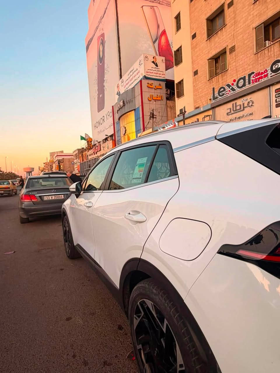 سبورتج ٢٠٢٢ وارد خليجي
مشتريهة زيرو مكفولة 

السياره كفالة عامه من الصبغ والتبديل والكلير حته الدعاميات كفاله 
السياره جديده بمعنى الكلمه 

✅ الممشى: 72 كيلو متر
✅ المكينة والكير بحالة ممتازة ومكفولات 
✅ محرك 2000 دوش
✅ 5 ويلات مع تخم تايرات جديد

مكاني بغداد المنصور

السعر  20  وبيه مجال

📞 للاستفسار:***********
