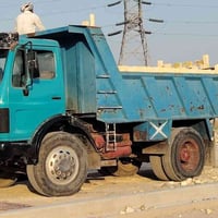 شاحنة • موديل ٧٥ • للبيع