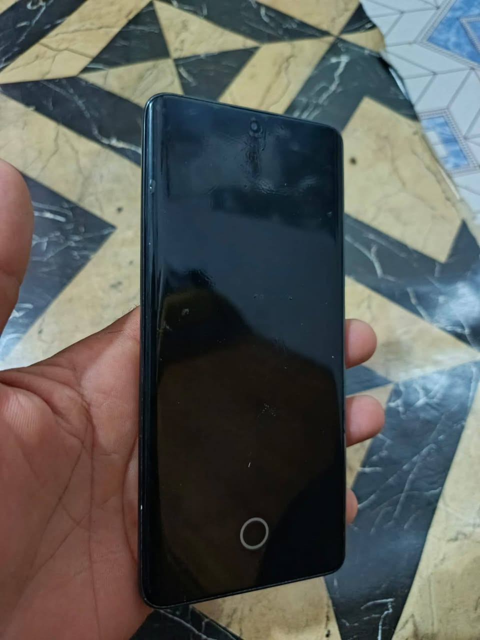 سلام عليكم جهاز بوكو POCO X7 للبيع جهاز نضيف ما داخل تصليح جهاز بلاد فقط الكامره الخلفيه بيهه غواش سعره ٢٥٠ وبي مجال مكاني بصرة  ***********
