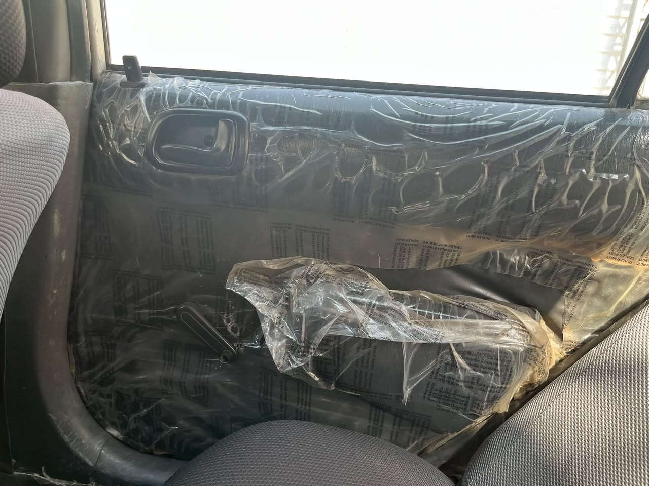 سلام عليكم للبيع سيارة كورلا موديل 96 ساره جاهزه من كلشي فقط كبريسر  فقط مكينه كير حداديه تخم تاير  السعر 48 وبيه مجال قليل وهذا الرقم للاستفسار  ***********
