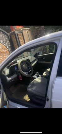 Accent 2024.  K  خليجي مكفوله من الصبغ ماشيه37  شاشه CarPlay تحكمات بل...