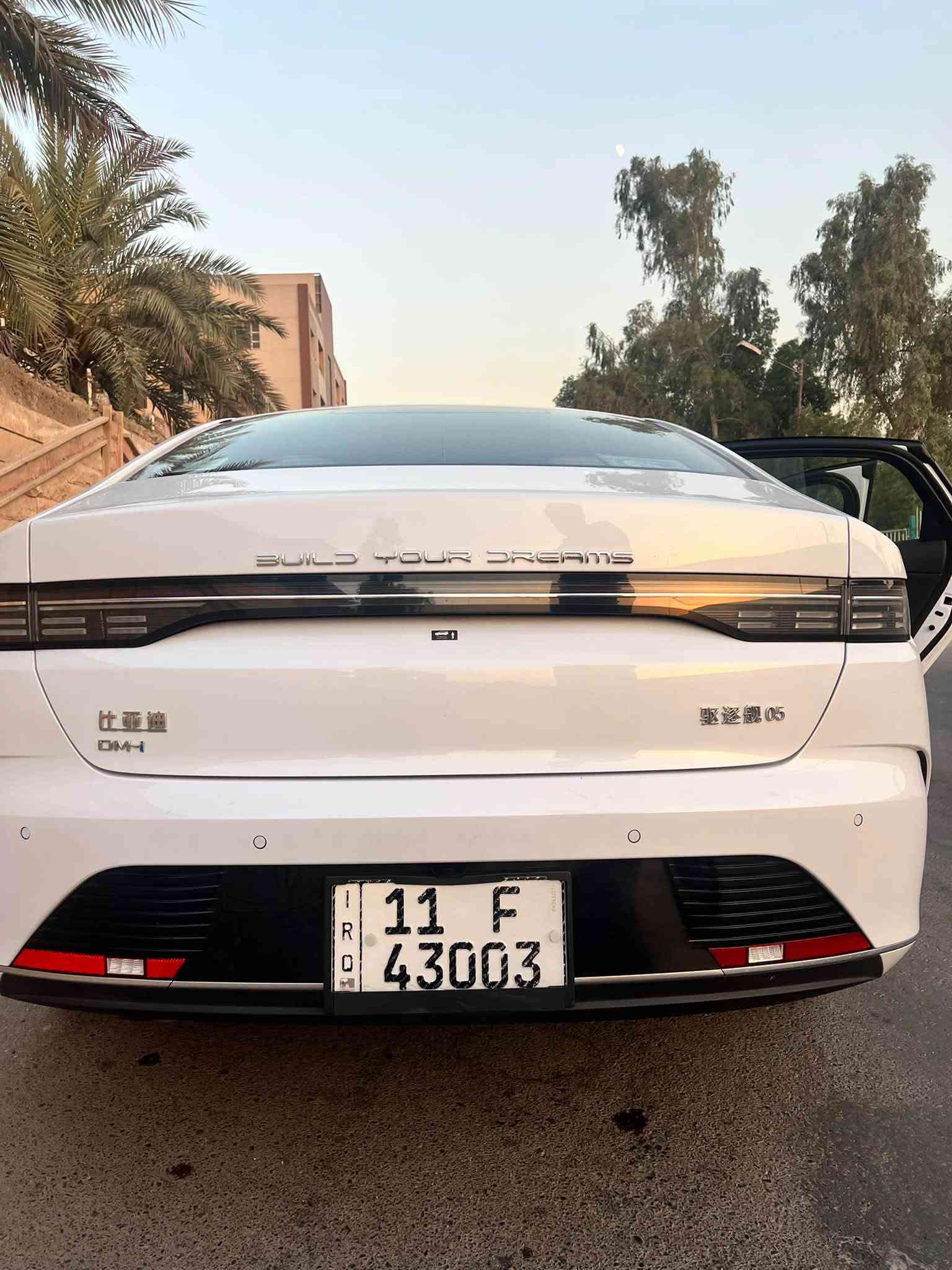 السلام عليكم بيع فقط مستعجل 
دست رويل 2025 
كفاله عامه من الصبغ السياره بيهه رصعه بلبنيد قطط 
السياره بسمي تحويل ثاني يوم 
ماشيه 15 الف 
السياره مدوشمه الرضيه ولكشنات 
وياهه ويل كب سبير جديد 
السعر 20 مليون وبيهه مجال بصيط جدن 
رقمي *********** 
مكاني بغداد مدينه الصدر
