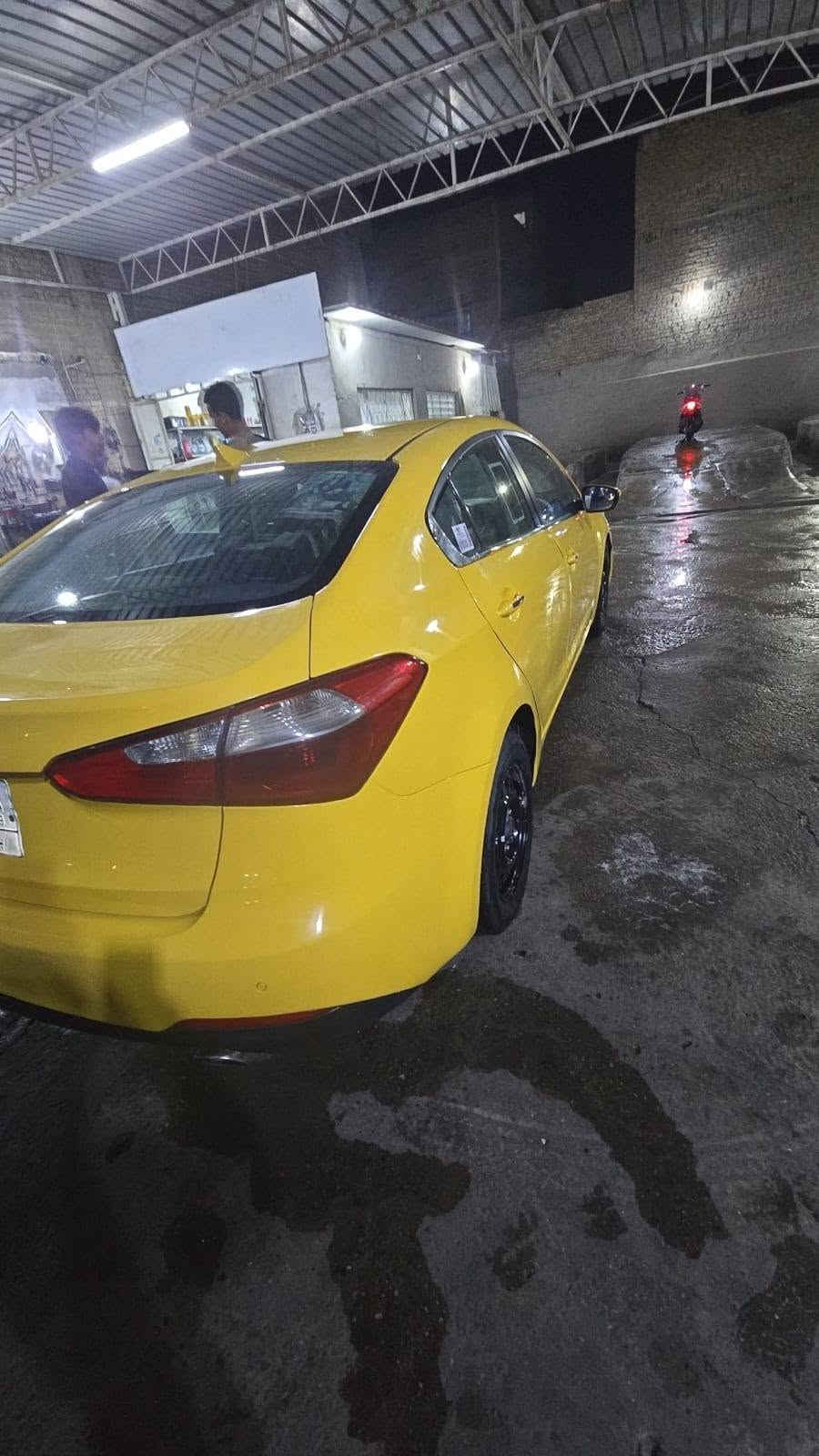 سلام عليكم اقساط اقساط سكنه بغداد
فورتي مديل ١٥ جاهزه سياره مابيها اي نقص 

مقدمه ٤٠ بشهر ٣ كير مكينه كفاله علمه مكينه مبدل طابوكه قبل شهر 

سياره حادثها من امريكا جاملغ وبنيد فقط هنا بل عراق مبدل قيغ جنطه 

سياره بيها طخات ومعيود صبغتها الله شاهد مصروف عليها 

سياره مكينه بل باكيت ادامه كامله تخم تأير صدر جديد 

سياره فول موصفات فولللل واحد على واحد 

فتحه بصمه شاشا تحكمات ستيرن كشنات تدفئه تبريد كشن كهرباء

هواي موصفات 

للاستفسار الاتصال ***********
