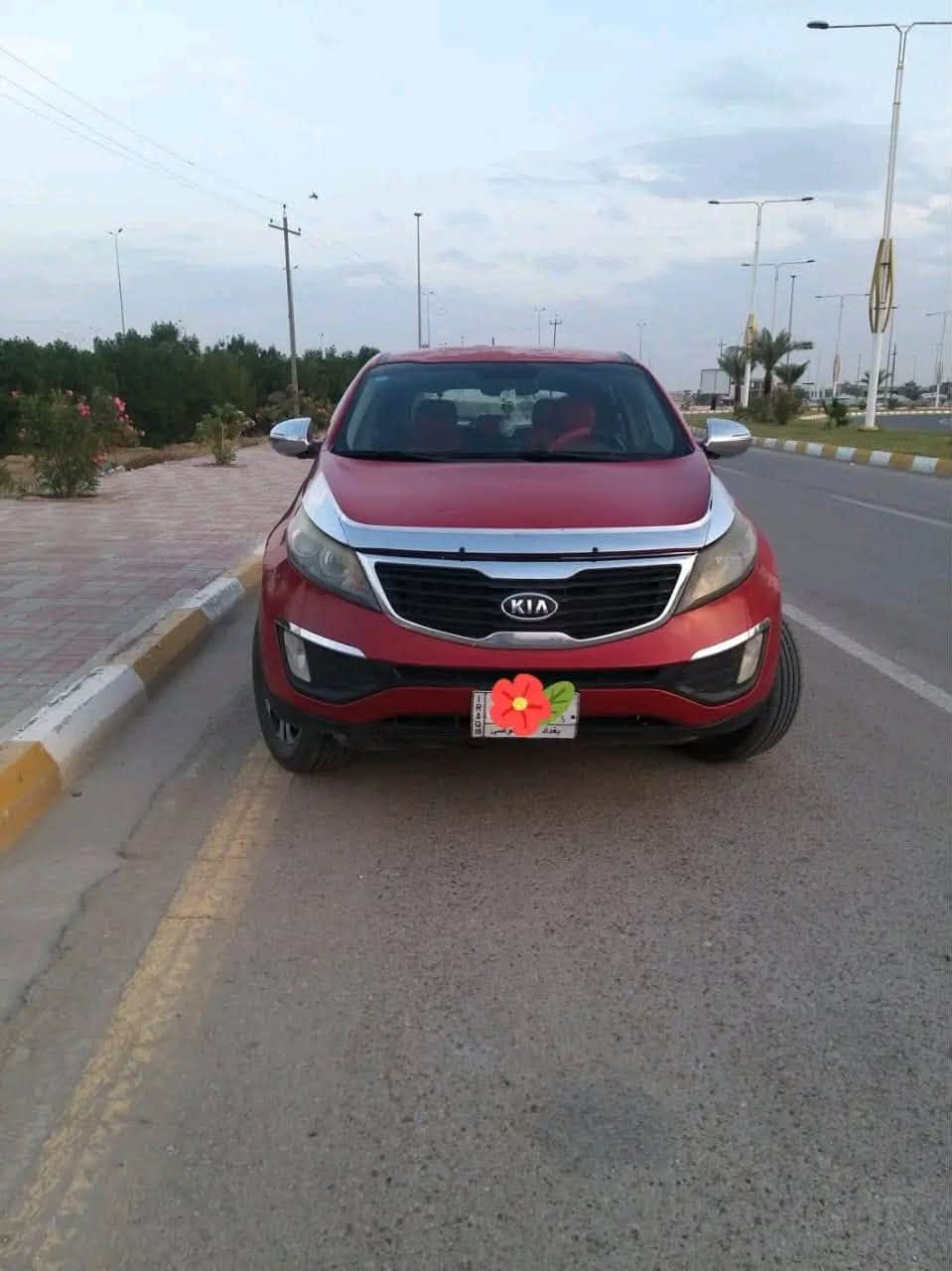 السلام عليكم
سبورتج للبيع وارد امريكي 2012 محرك 2400 دوش رقم بغداد باسمي تحويل مباشر جاهزة من كلشي كير محرك تبريد حدادية كله بشرط ضررها قطعتين جهة السايق
السعر 119 $ وبيها مجال
‭***********‬
