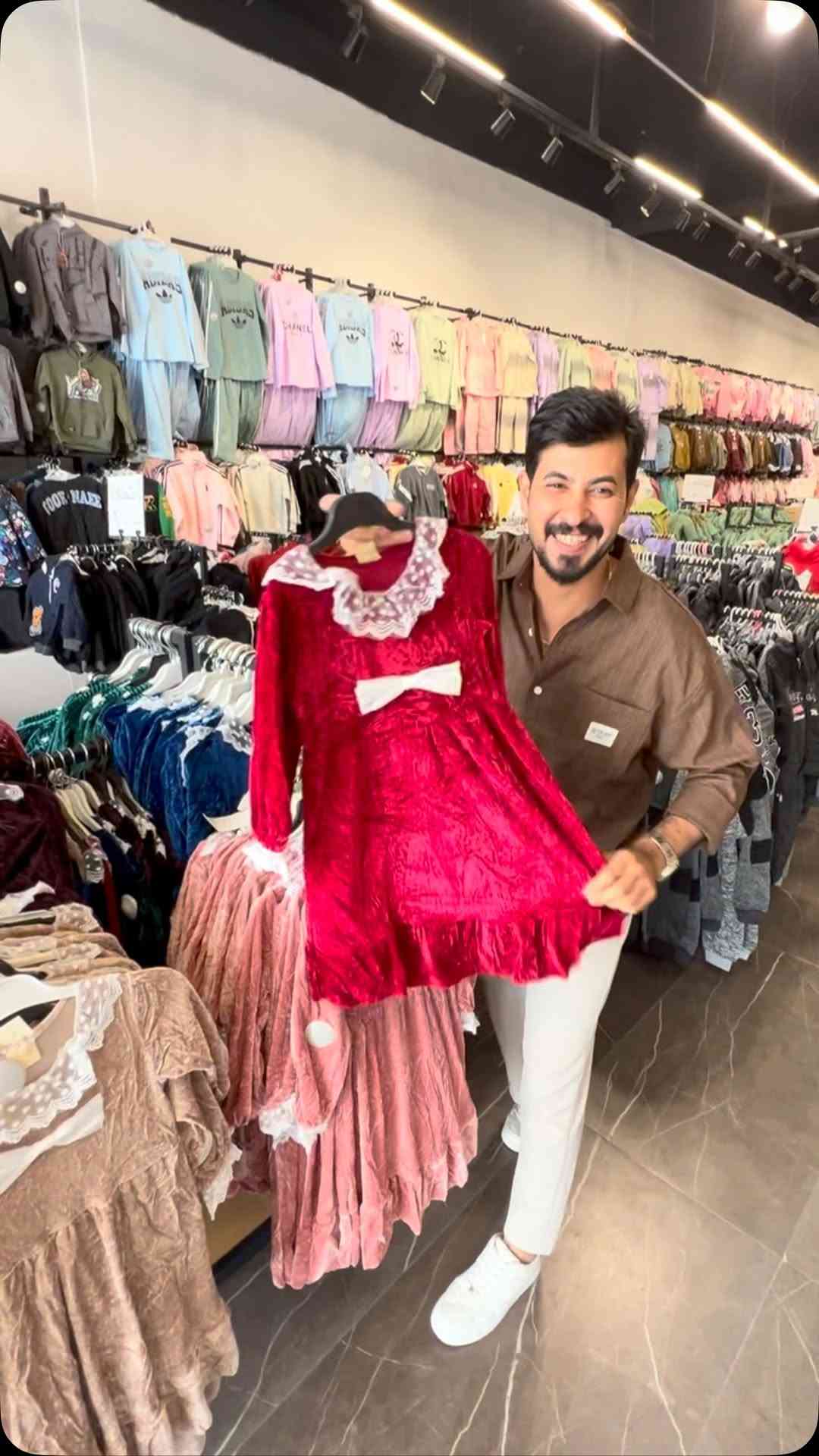 ملابس أطفال