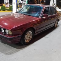 بي ام دبليو 525i • اوتوماتيك • كراسي كهرباء