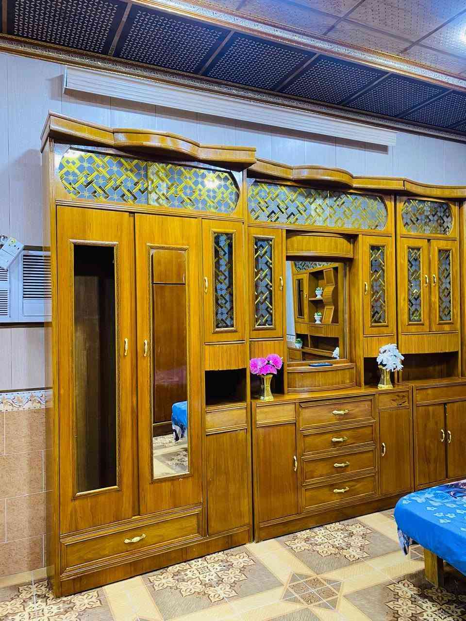 غرفة نوم احطاطة درجة أولى صاج داخل خارج الغرفة نظيفة بمعنى الكلام السعر 975 وبيها مجال العنوان قضاء الرمانة البوعبيد قرب أسواق احمد العذيه للاتصال ***********
