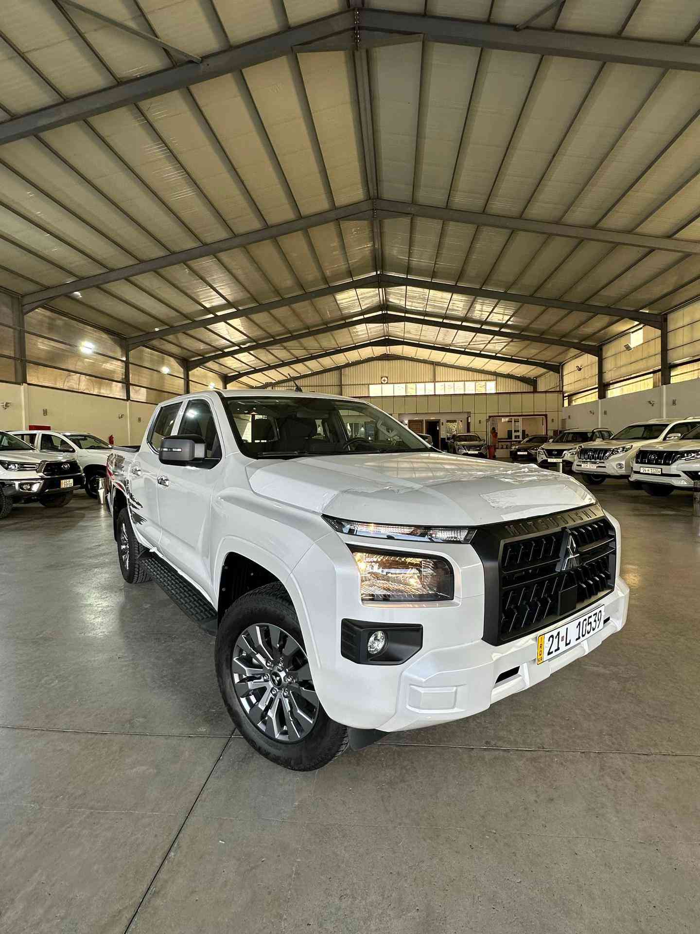 Kurdstan cars number 1 in stock exchange🔥#foryou #erbil #new #mashallah #soran📍 

نص مكتوب في الصور:
- L200 2024
- Km. 10,000
- درجه 2 گير عادی به نزين
- کفالة عامه سياره
- ***********
- سۆران ***********