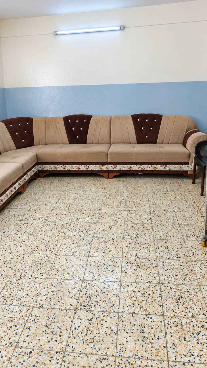 السلام عليكم تخم للبيع 330x 270 نضاف حيل
السعر 150 الف قفل عنوان موصل حي القاهره 
***********
