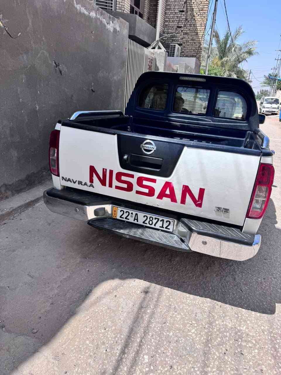 السلام عليكم نيسان نيفارا ٢٠١٤ الباب الخلف السائق مبدل مكينه مفتوحه السعر ١٢٠ وبيها مجال السياره جداا نضيفه المكان كربلاء طويريج ***********
