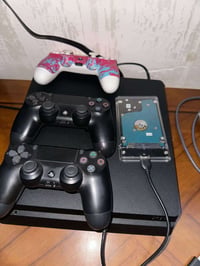 ps4 للبيع مهكر سلم نضام 11 جهاز كلش نضيف وممفتوح  جهاز نص تيرا ويا هار...