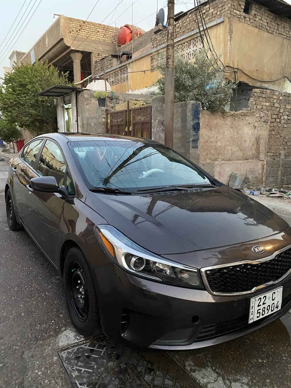 فورتي 2018 مواصفات شاشة كامرا تحكم سترين ٣ انظمة قيادة حادثها بامريكا بنيد مبدل وبلعراق بيها جاملغ خلف السايق فقط سيارة عليها زنون زرع قبل شهر ب 300 الف  نصبتها حلوة السعر ١١٠ مكاني بغداد باسمي تحويل ثاني يوم 
***********
