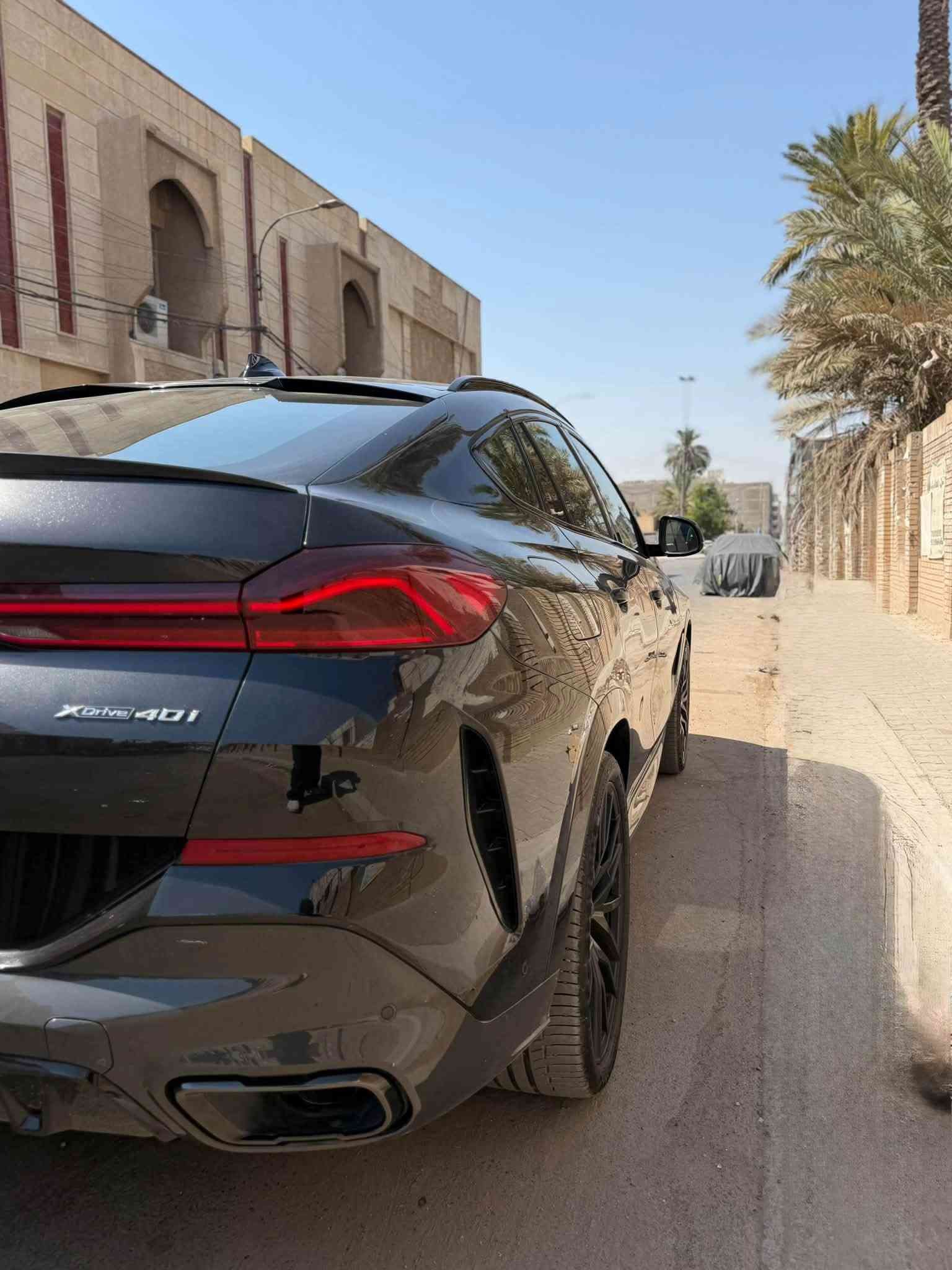 للبيع 
بي ام دبليو x6 2022      
خليجي وكاله العروش    M بكج 
مغله ppf ماشيه 33 الف كم 
6 سلندر  محرك 3000 تون تيربو 
اعلى مواصفات بل XDrive40
بوب شفط 
سقف روز ( سكاي لايت)
داتو شو 
تحكم بالايمات 
اوامر صوتيه 
اناره محيطيه 
٤ كامرات 
شاشات خلفيه
 سياقه ذاتيه 
رادار امامي خلفي 
كشنات تبريد + تدفئه
نقطه عمياء
ترحيب 
وبعد هوايه مواصفات 
( جاهزه بدون اي صرف تحويل ثاني يوم ) 
سعر ٦١ الف دولار 
رقم ***********
