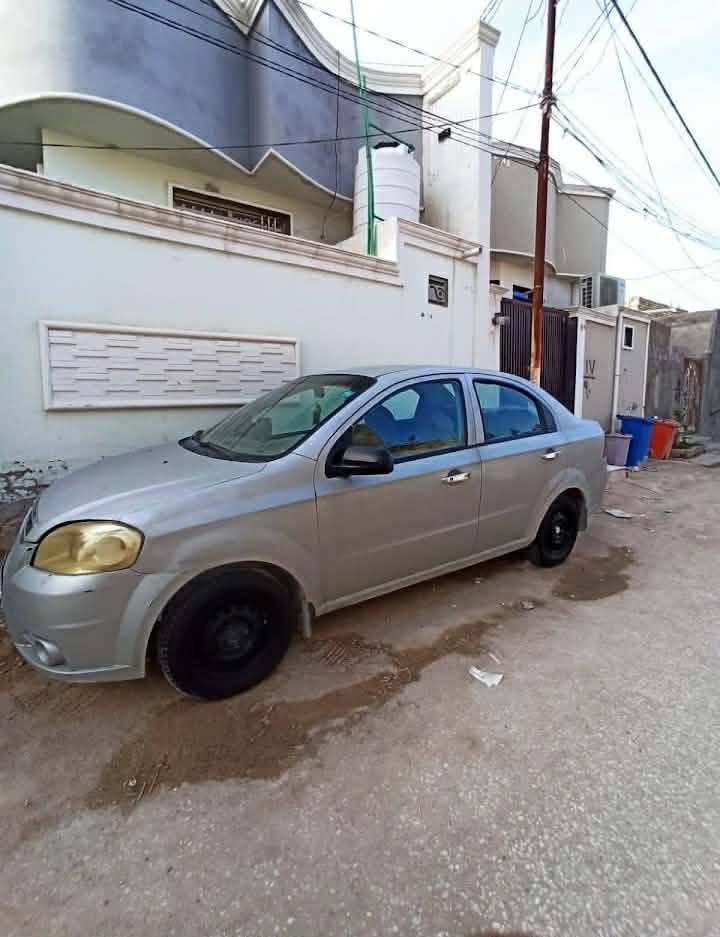 السلام عليكم افيو 2007 خليجي كيرعادي مكينه مسكربيها بخار مصبوغه عام  رقم انكليزي 
بأسمي السنويه لل2030 السعر33 وبيها مجال***********
