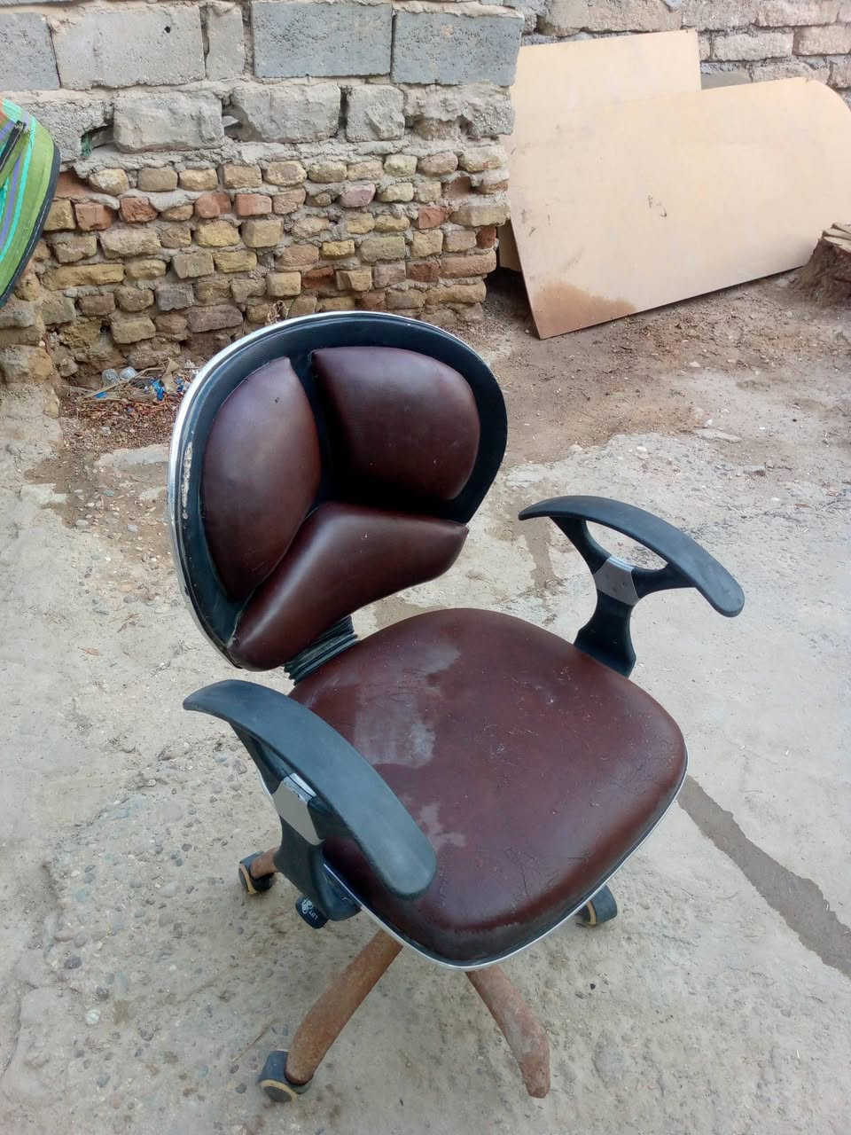للبيع اغراض بيت مستعمله نظيفه اتصال رقم ***********
