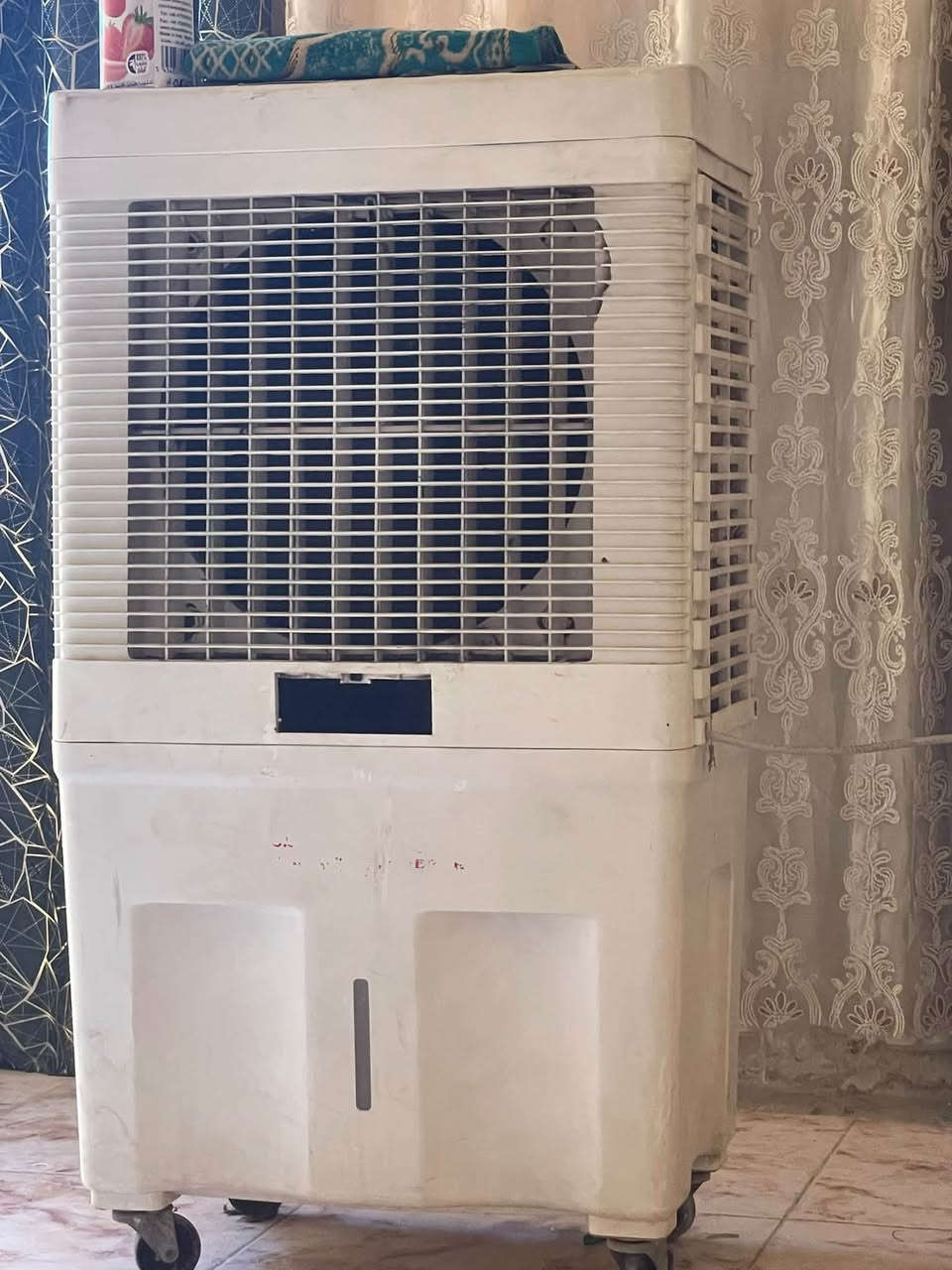 كنفيره حجم صغير ب٤٥وبيهه مجال تشتغل ثنين واتر بم وعلى٣سرع عنوان سبع البور
