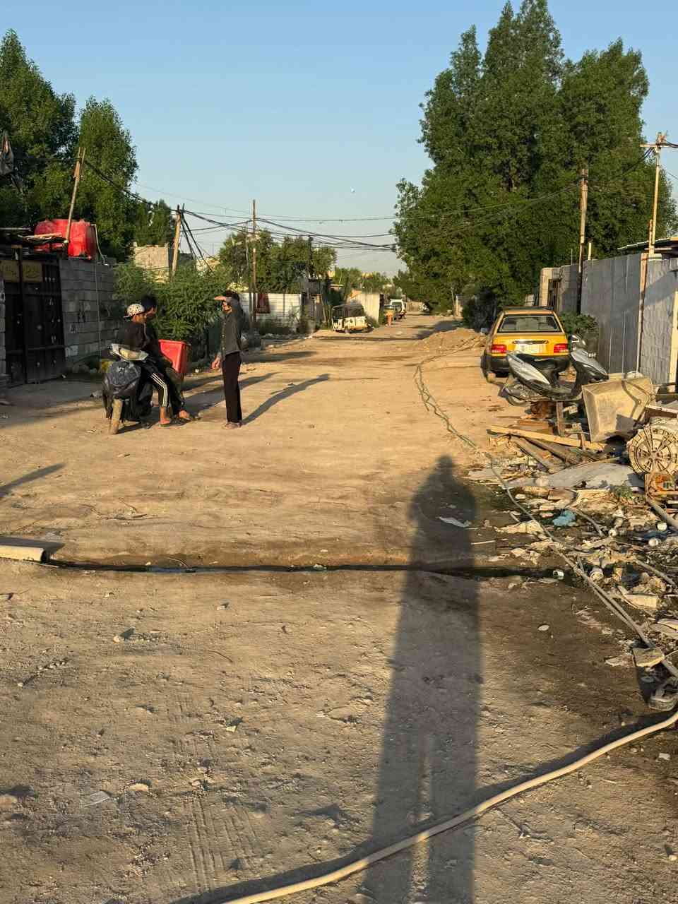 السلام عليكم 

بيت في الغزاليه بالحواسم بيت مرتب عالي تفاضيل بالصوره 
مساحة 125متر البيت سعره 17مليون بي مجال للطيبين ويا سخان او موطور بوستر تانكي 
للأستفسار ***********

