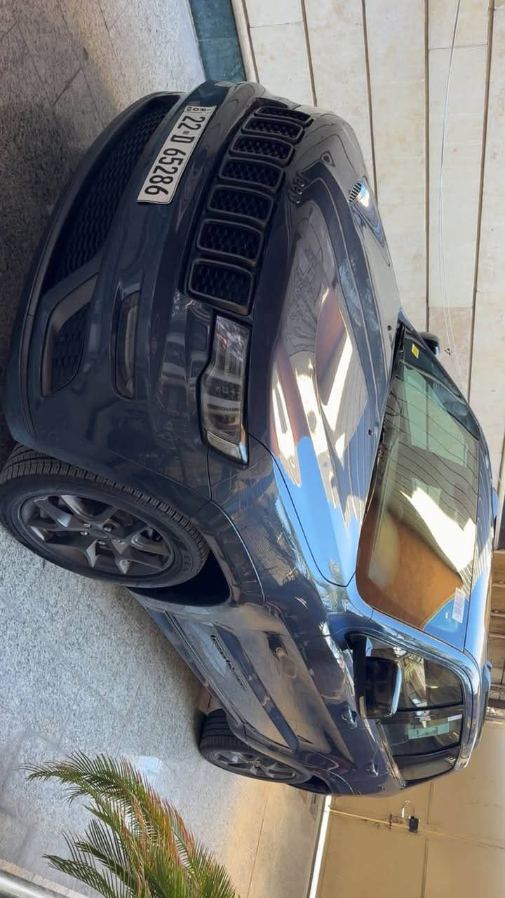 جيب S خليجي وكتله هارلم
2020

سياره مواصفاته معروفه ال S 

بيه بلباب وبلجاملغ الخلفي بارد وبلجاملغ الامامي تكحيل كارت بدون صبغ ولا تبديل محرك كير كفالهههه 

سياره ولا كلوب مشتغل بلدشبول 

ماشيه 41 

بغداد شارع فلسطين 

*********** واتساب اتصال فقط

سعر 270 قفل
