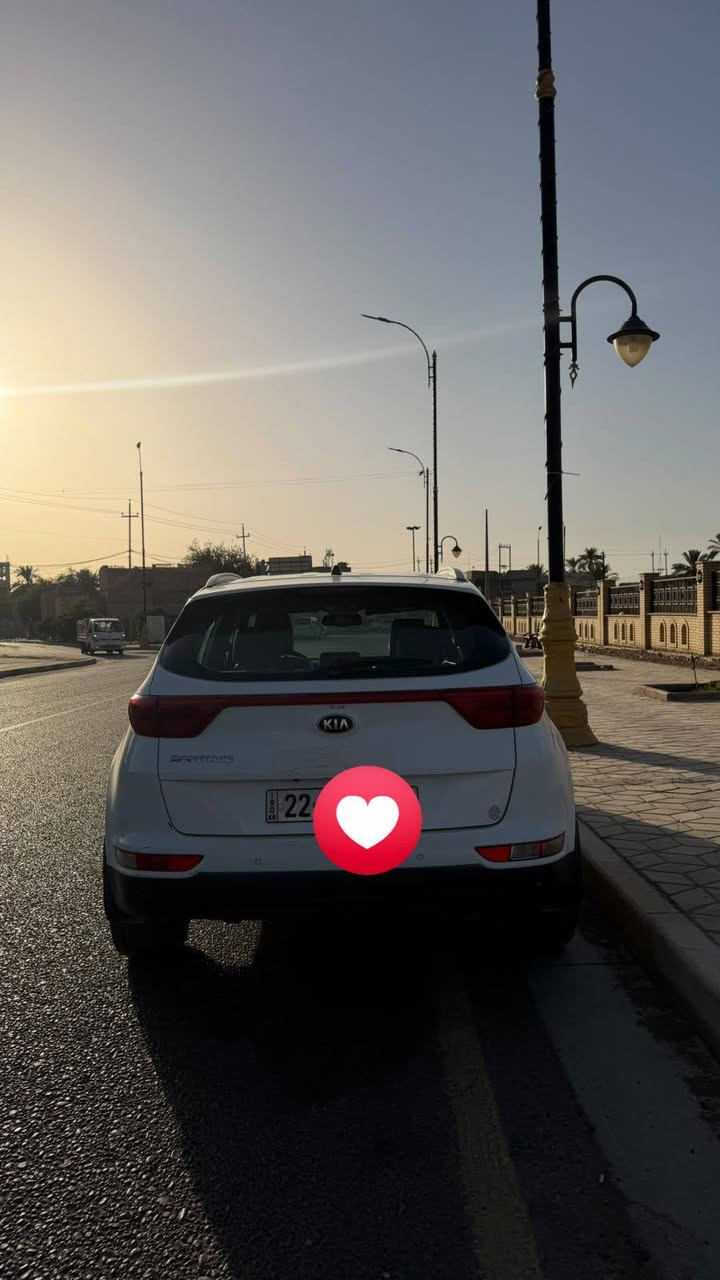 🚘 للبيع كيا سبورتاج 2017 خليجي
للبيع سيارة كيا سبورتاج موديل 2017، مواصفات خليجي، رقم أربيل نظيفة حيييل وصورها موجوده 

🔹 الموديل: 2017 
🔹 المواصفات: خليجي /ممشاها 180
 🔹 رقم السيارة: أربيل بأسمي 
🔹 الحالة: بيها بارد بالباب كد شبر، وخشم البونيت بيه شوية بارد
  ∆مكان السياره سامراء 
  ∆السعر : 157 وبيها مجال بسيط 

📩 للاستفسار ، الاتصال***********
