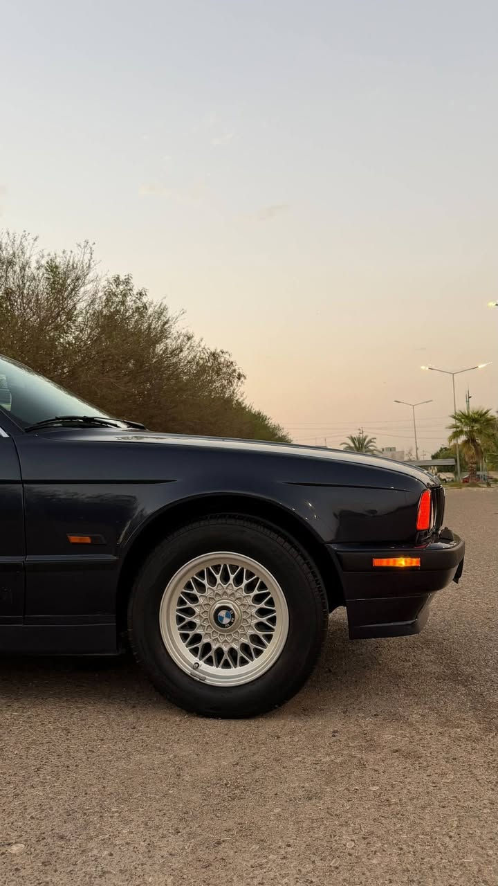 اللهم صلي على محمد وال محمد 
سلام عليكم
1995 فوول
بلاد 525 شادلهه محرك صقر 528
حتى كمبيوتر شغاله نظام سرقه 
كير اوتو
محرك شرط لا بخار ولا تنقيص
ترايك 220 وين متريد
اكسل 3.26 شلعه ومعدل
تبريد ثلج 🥶
صدر امامي خلفي جديد
السياره اول صبغه الهه 
بلاديه من دعاميه للدعاميه
بدون ظربه
كشنات جلد كهرباء تدفئه
تخم تاير جديد ويل بلادي مو تجاري 
سلايت 
كهربائيات كلهه شغاله
دبل ايرباك بلادي 
ادامه كامله
سعر 64$ 
شرط التحويل
عنوان كركوك 
***********
بيهه واتساب
كلشي ذكرت بالسياره رجائن الموشراي لا يتعبني
