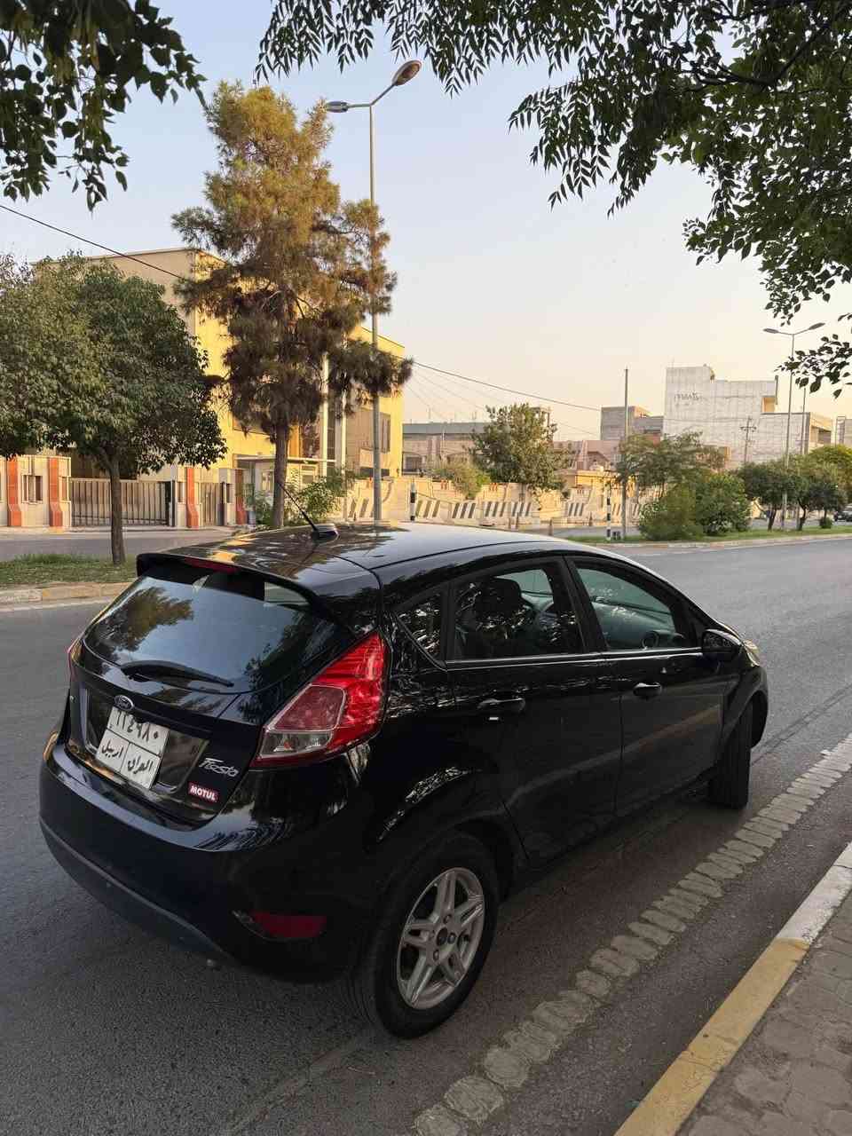 ford fista 2018 
مةكينه ١٦
دةركاي سايةق و جاملغ و روبعيك بونيت سبوغه
شانسي نةگرتوه بةشةرت
بةشةرتي كير مةكينه تةبريد تةحويل 
نرخي ٦٥$

عربي سعر ٦٥$
فورد فيستا ٢٠١٨
مكينة ١٦
سيارة جاهز من كير محرك تبريد صدر
تحويل شرط
سيارة بي قطعتين و روبع صبغ
واتس اب *********** أربيل, العراق
