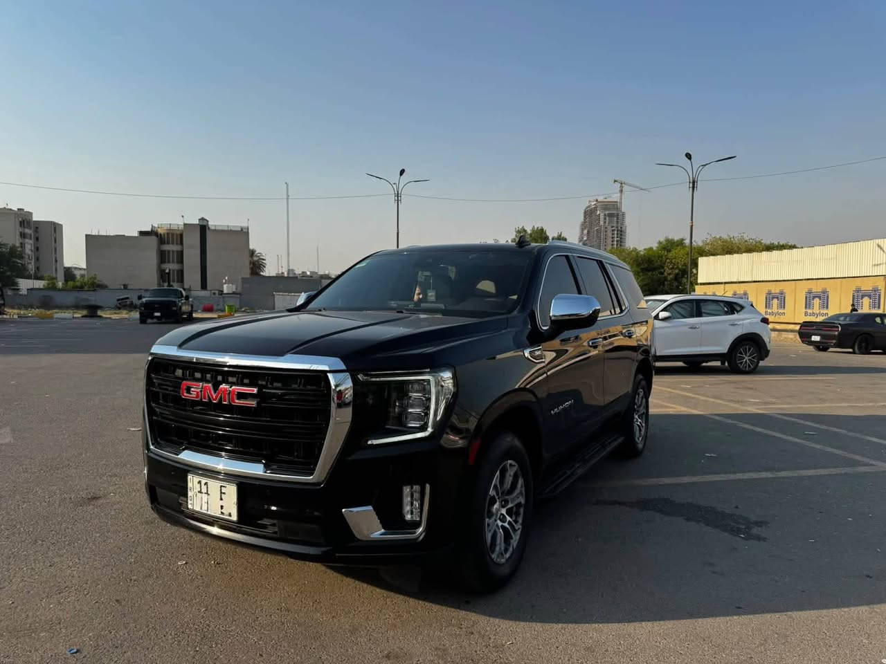 للبيع GMC Yukon SLE موديل
2023، سيارة نظيفة ومحافظة،
ماشية 61 ألف كم فقط، مع كفالة عامة.

المواصفات:
GMC Yukon SLE :الموديل •
• السنة: 2023
• المحرك: 5.3 لتر &V
• الكير: أوتوماتيك 10 سرعات
• اللون الخارجي: أسود
• الممشى: 61000 كم
• عدد المقاعد: 8 ركاب
• الكفالة: كفالة عامة سارية •
• شاشة ترفيهية 10.2 إنش
Androidg Apple CarPlay •
Auto
• كاميرا خلفية
• حساسات خلفية
• مثبت سرعة
• تشغيل زر
• دخول ذكي بدون مفتاح
• تحكم بالمقود
• بلوتوث وUSB
• تكييف أمامي وخلفي
. مقاعد صف ثانٍ قابلة للطي
• مساحة تخزين خلفية واسعة
• أنظمة الثبات والتحكم بالجر
• نظام مراقبة ضغط الإ
• أنظمة أمان ومساعدة للسائق

للتواصل : ***********
