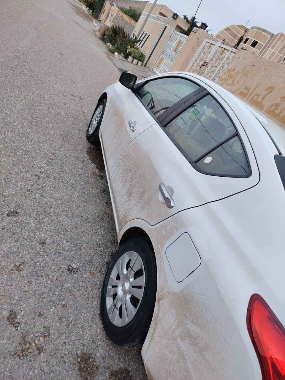 سلام عليكم نيسان فيرسا شكل سني  موديل 2018 سياره جديد بمعنى الكلمه سعرهه (69 وبيهه مجال) 
تبريد شرط ثلج مكينه وكير او حداديه او صدر 100٪ 100شاشه جبيره تحكم ستيرن 
رقم سياره واسط سنويه او هزه او رقم انكليزي كل جديد  ل 2030 ماشيه 120 سونار موجود بلمنشور بيهه 4 قطعه صبغ او سونار موجود بلمنشور.  اني ابيعهه صبغ عام علمود بعدين لا دكلي هاي مصبوغه او هاي ما مصبوغه
 مكانهه سياره واسط 
***********
***********
