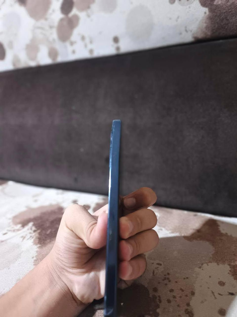 انفنيكس جيتي 20برو موبايل نضيف فرد مره بي طخه صغيره بل ضهر مامئاثره على اي شي ذاكره256الرام24بوبجي120فريم حقيقي السماعه الداخليه بيها خلل يعني اذا تفتح مكرفون يشتغل الخارجيه السعر280اوبي مجال التواصل خاص اوعل رقم ***********
***********
مكاني موصل

