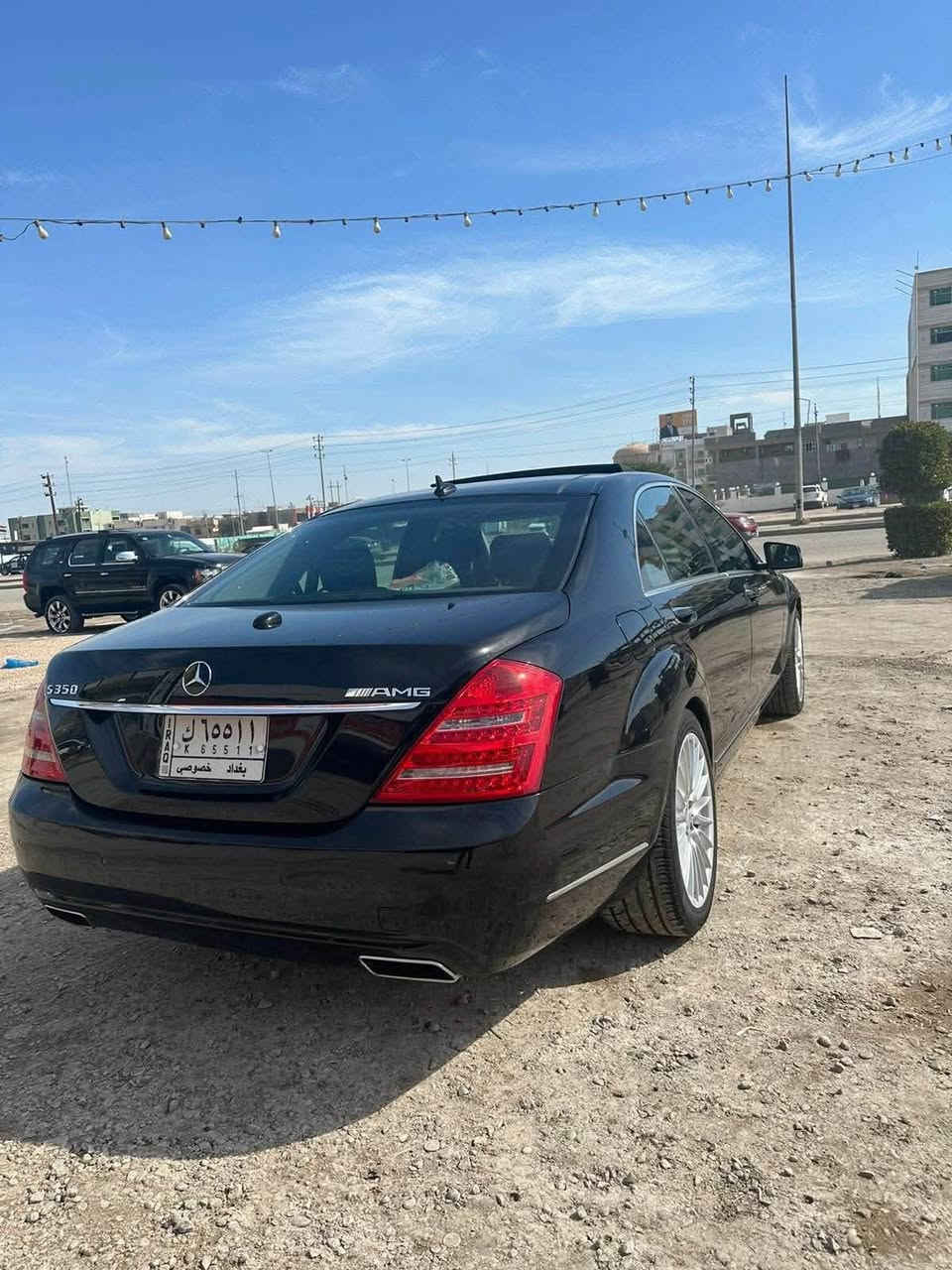 اس كلاس 350 موديل 2011
باب طويل فول واحد على واحد سيارة معروفه مواصفاتها مراوس سيارة فور ويل او بيع السعر 240 
مكفولة من الصبغ بيها بارد شي بسيط جدا وافحص سونار وين ميعجبك 
***********
