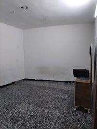بيت • دور ثاني • ٢٠٠م