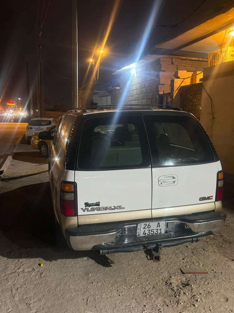 تاهو فحل موديل 2000 للبيع مكاني البصره الزبير
گير جديد ومكينه حلوه والجسد نظيف حلو مابيها خياس ابد فقط شخوط دعاميات والقماره من فوك زلوغ بيها شرط اي خياس مابيها راعيها انسان جاري باسمه صلاح الدين مشروع وطني مداورها باي محافظه تعجبك سنويه فعاله غير منتهيه تبريد شغال سياره حلوه للجناي والرغاب يعرف تفاصيلها 
سعرها حلو ٩٠ وبيها مجال حلو
للتواصل وتساب  واتصال خط على الرقم الاثير
***********
للاتصال فقط اسيا ***********
