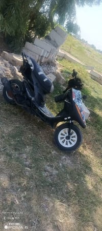 ماكس عدله بوشه 55بلاديه مكينه ما مفتوحه  دراجه شلعه ومعدل  والسعر 300ق...