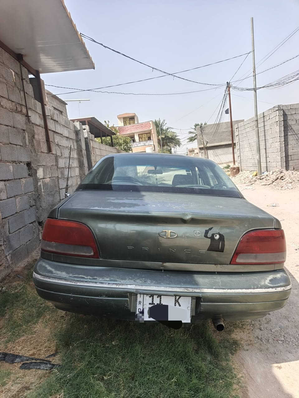سلام عليكم برنس بغداد 1996فراشه للبيع محرك كير أوتو جديد صدر أمامي خلفي جديد 
كهربائيات جاهزه السياره حلوه ونضيفه فقط بين بل هلال خياسات بسيطه 
شواصي لغود لاضربه ولاصبغ سعر28بيها مجال قليل ***********
