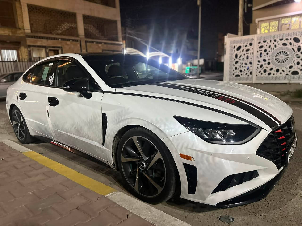 تحيه طيبه الاخوه الاعزاء سوناتا ٢١ أمريكيه فول موصفات للاخير اعلى فئه بنراما جلد حار بارد كراسي كهرباء بصمه رادارات مثبت سرعه هند بريك بصمه اوتو هولد انضمه قياده حادثه صفحه كردحها وبيها كلير بل صفحه الثانيه ابيعلك حزام بدون بنيد بدون صندوك بدون قماره رقم أربيل ابسمي محرك كير كفاله شواصي لغود كفاله السياره نضيفه جدا ماشيه 49اللف مايل مكانها بغداد العامريه السعر ١٣٩ ورقه قفل قفل 
***********
