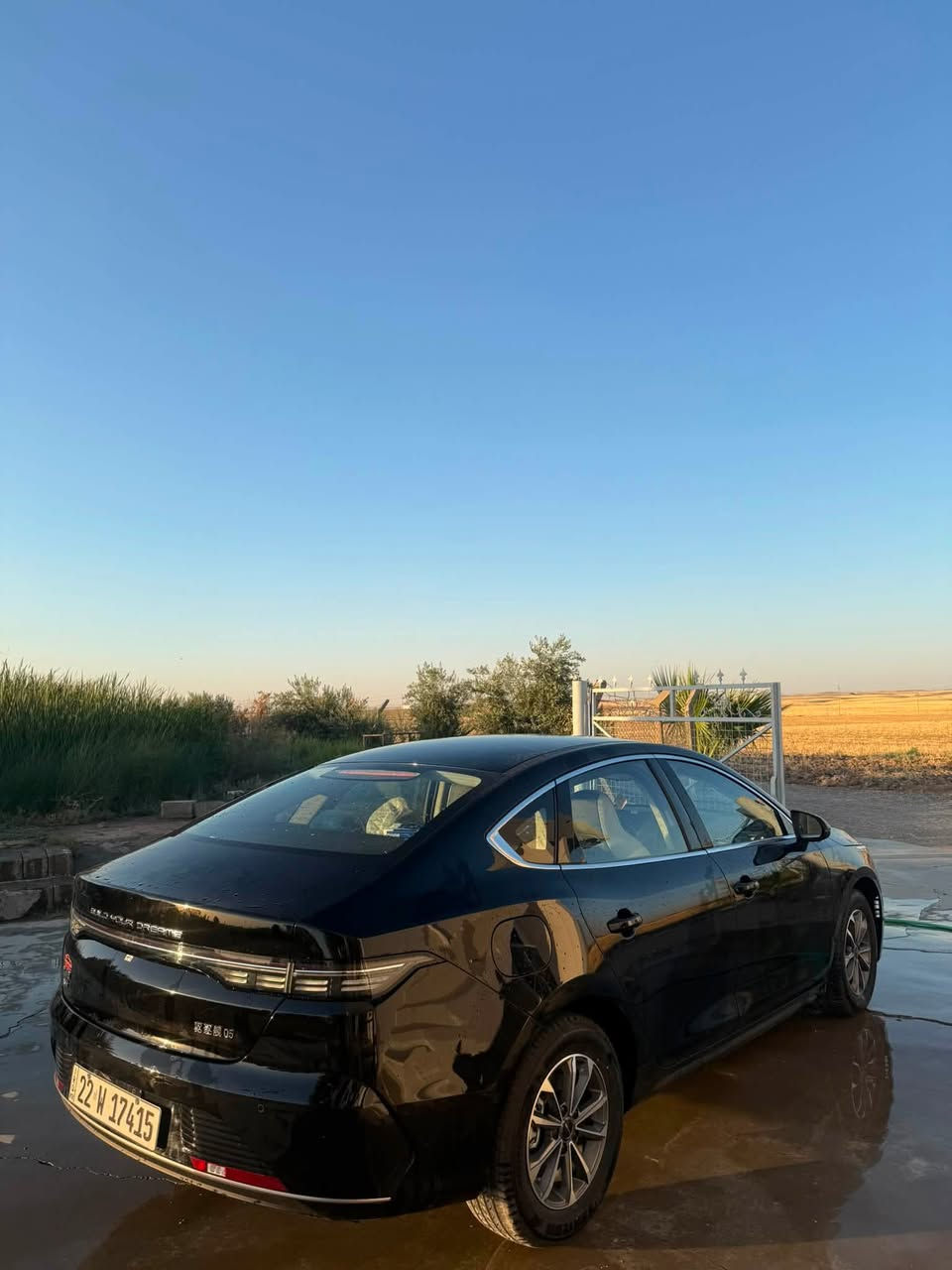 🚘 BYD destroyer 05| بۆ فرۆشتن 2025 🚘
(Black )

2000km کیلۆمەتر ڕۆیشتووە

تەنها ٢ هەزار کیلۆمەتر رۆشتوە وەک سفر وایە 

سەیارەکە زۆر جوان و خاوێنە وەک و خۆی ماوەتەوە

هیچ دەعم و پارچە بۆیاخێکی نییە

سەیارەکە هیج هیجی نیە بە شەرتی فەحس و سۆنەر 

زەمانی پاتری هایبرێد مەکینە 👍🏻

گاعی،، حەریق، جانتای هەوا و پەنچەری لەگەڵدایە

بە یەک تانکی، تا 1200کیلۆمەتر دەڕوات

ڕەقەمی هەولێر کراوە

💰

ناونيشان اربيل 

***********
