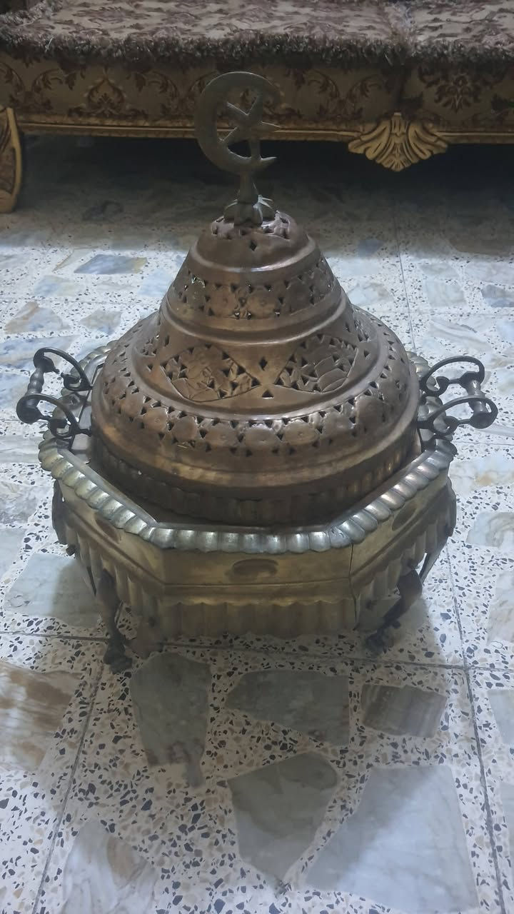 سلام عليكم ورحمة الله وبركاته  انتيكه مباخر عدد اثنين التواصل ***********ابو علي
